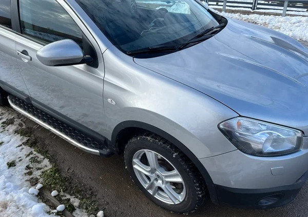 Nissan Qashqai+2 cena 33500 przebieg: 216000, rok produkcji 2011 z Halinów małe 137